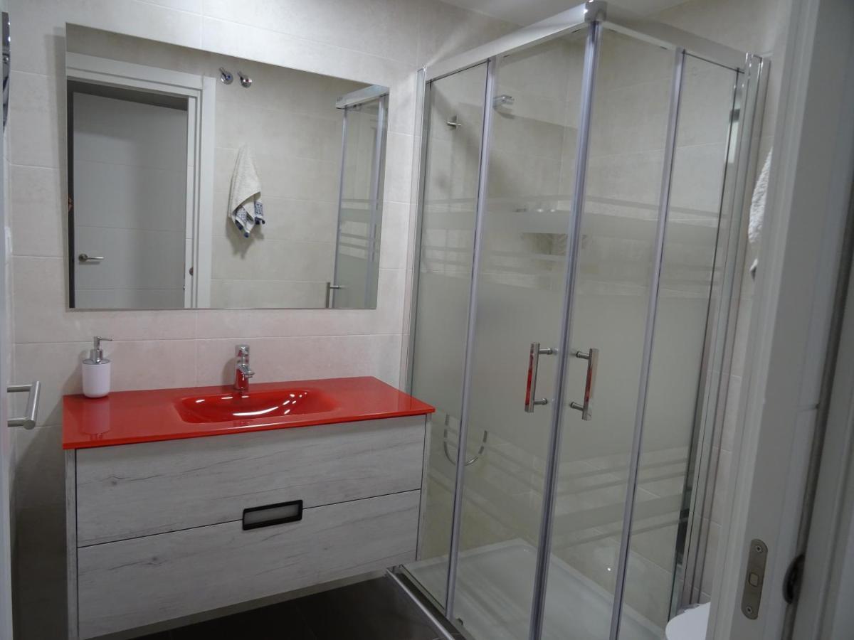 Boutique Apartment Near The Beach, 1 Gbps Wi-Fi Малага Екстериор снимка