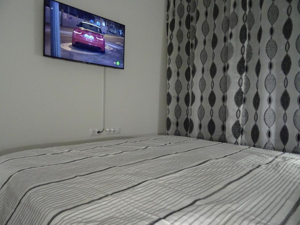 Boutique Apartment Near The Beach, 1 Gbps Wi-Fi Малага Екстериор снимка