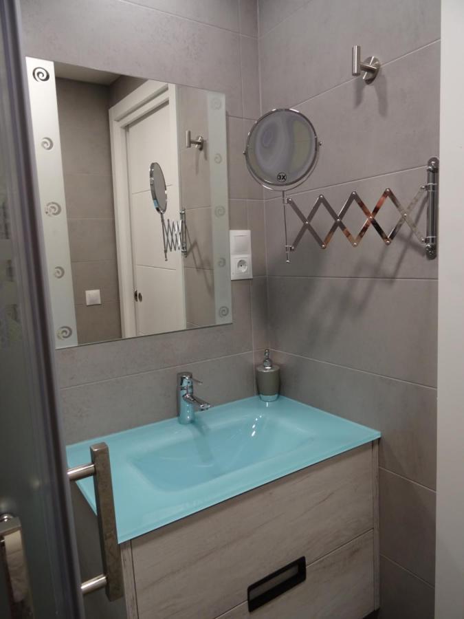Boutique Apartment Near The Beach, 1 Gbps Wi-Fi Малага Екстериор снимка