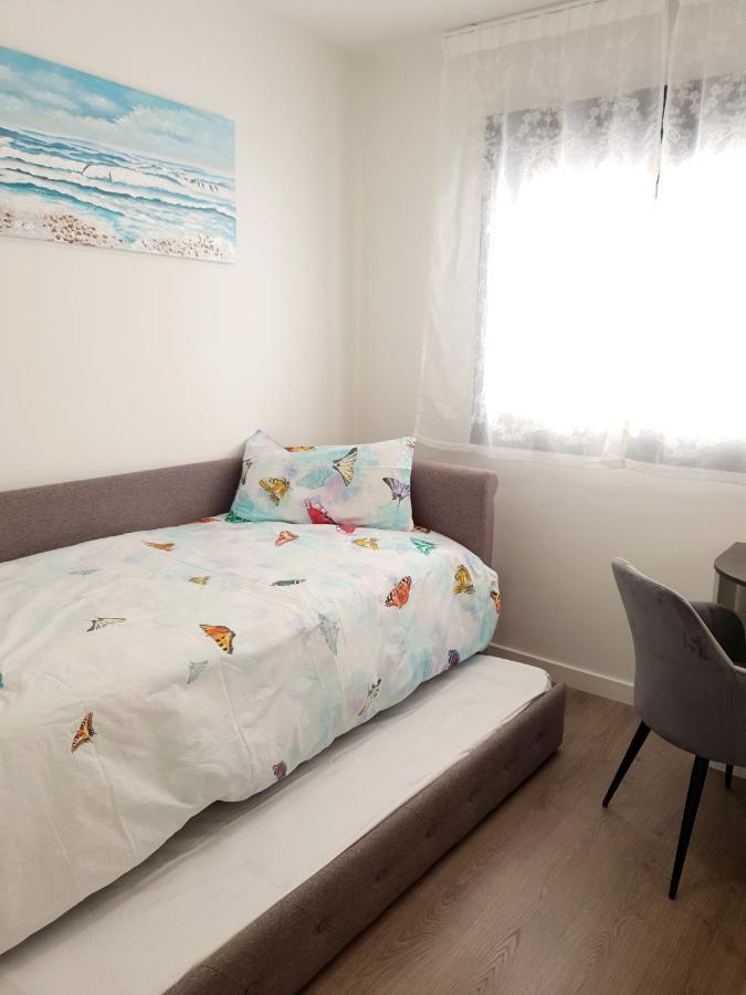 Boutique Apartment Near The Beach, 1 Gbps Wi-Fi Малага Екстериор снимка