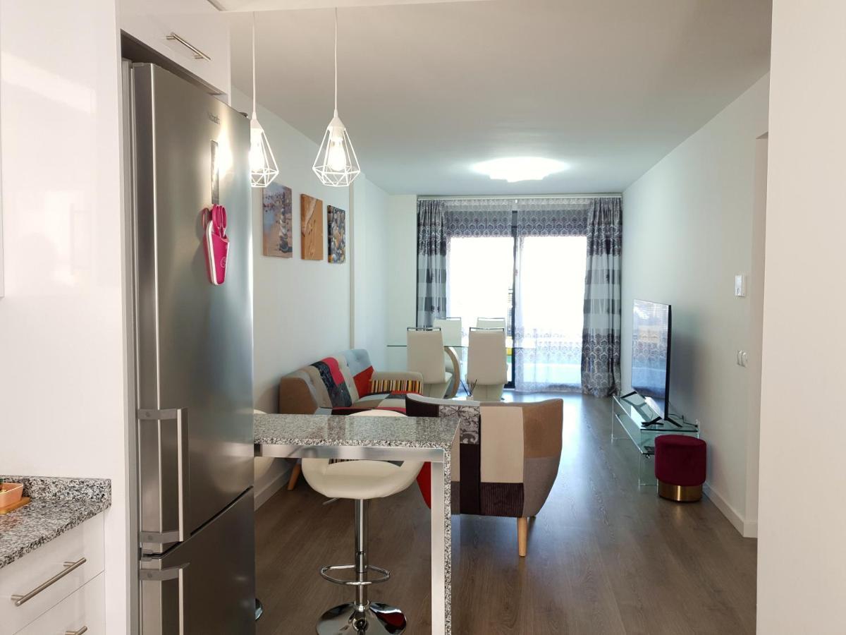 Boutique Apartment Near The Beach, 1 Gbps Wi-Fi Малага Екстериор снимка