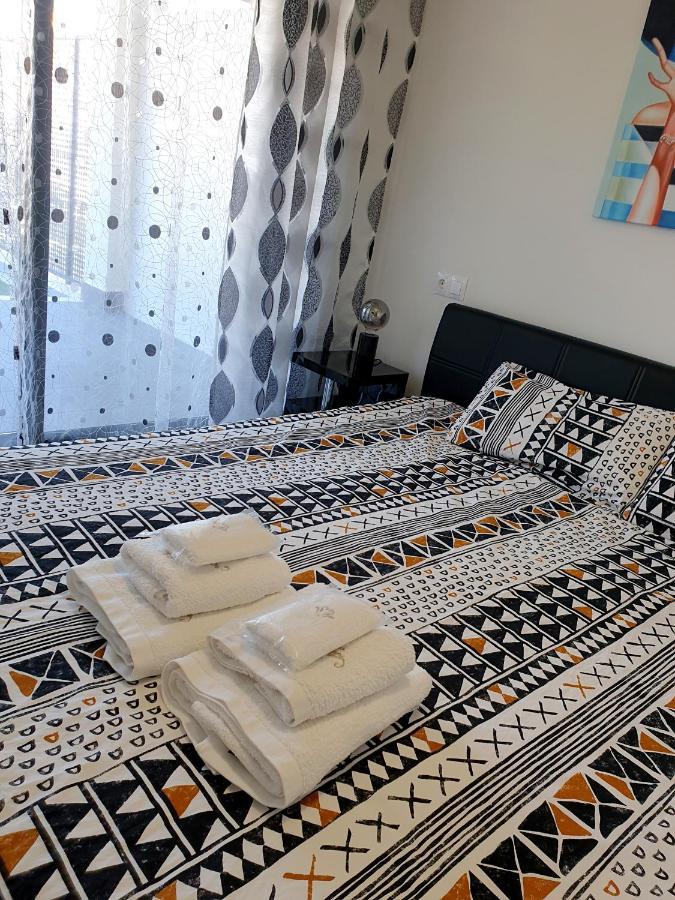 Boutique Apartment Near The Beach, 1 Gbps Wi-Fi Малага Екстериор снимка