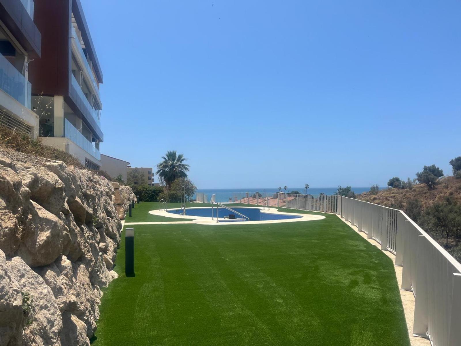 Boutique Apartment Near The Beach, 1 Gbps Wi-Fi Малага Екстериор снимка